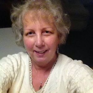 Meet your Posher, Violet